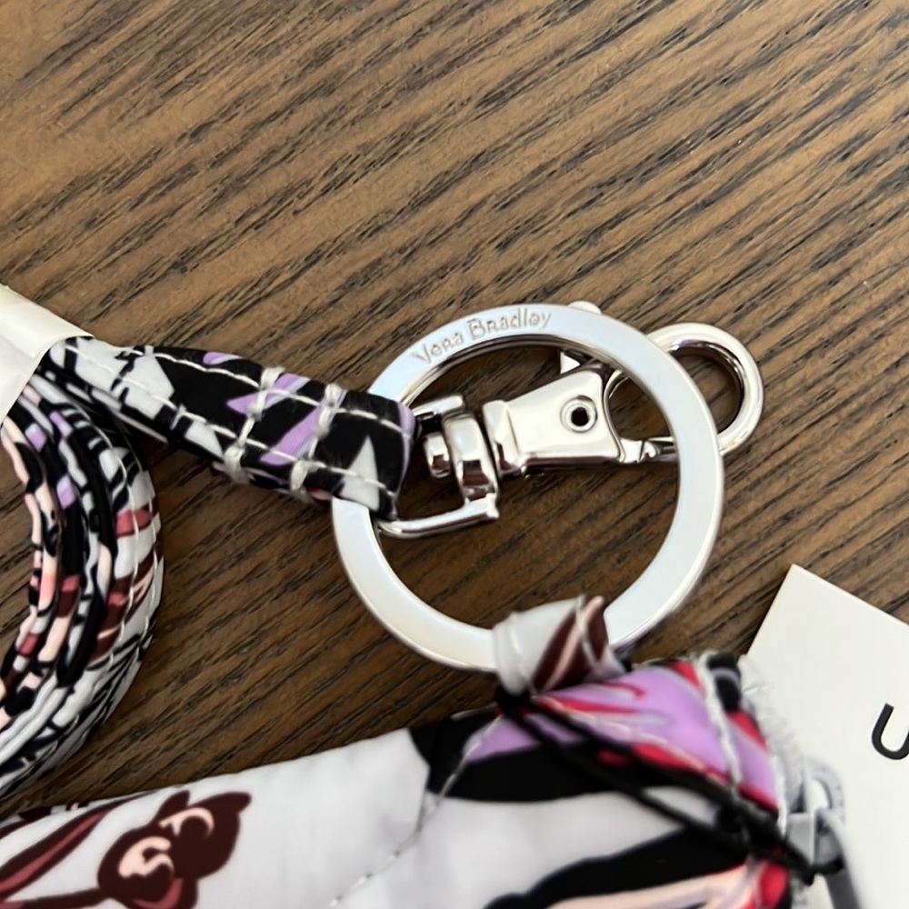 NEW Vera Bradley Ultralight Zip ID & Lanyard in Sun Washed Tropical Pattern - Picture 6 of 14
